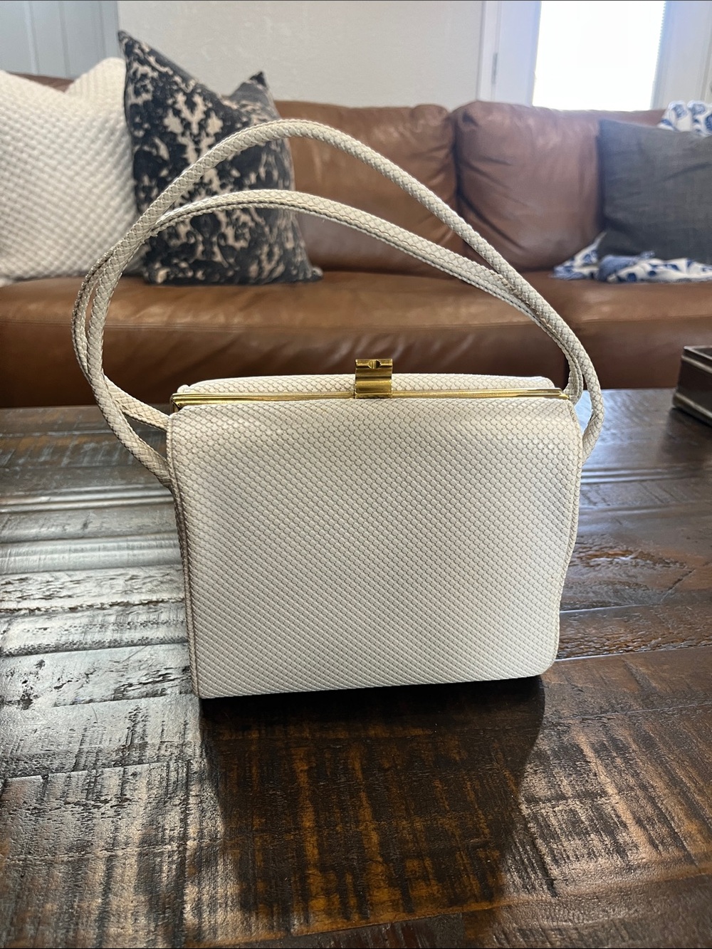 1960’s Classic White Textured Handbag with Gold Hardware kisslock vinyl